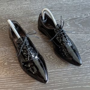 AGL Patent Leather black Oxford sz 8